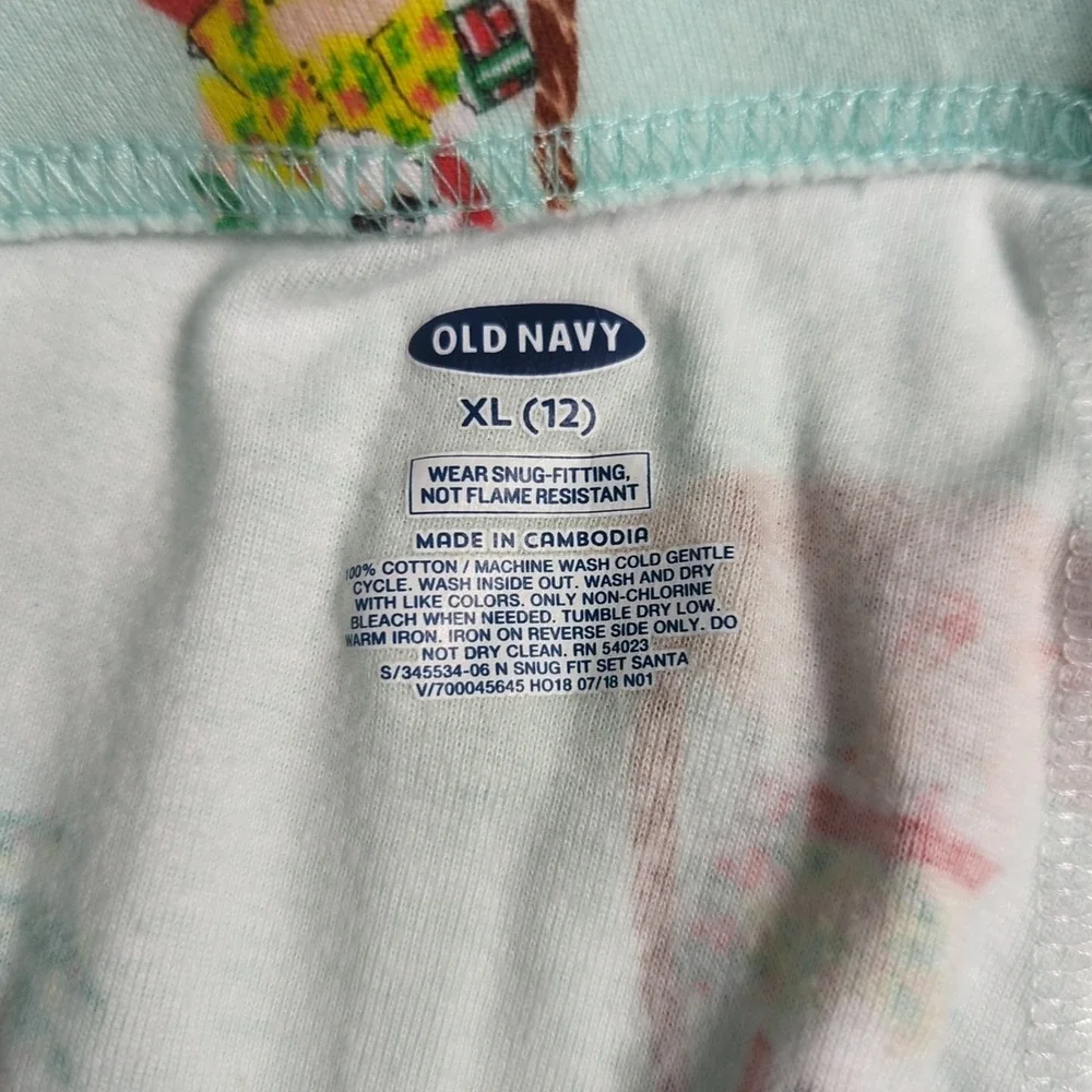 Old Navy‎ Kids Unisex  XL(12) Santa On Beach LG Sleeve Christmas Beach PJ's 384